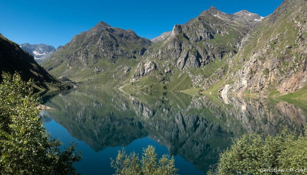 La Maison Des Vacances Auzat Екстериор снимка